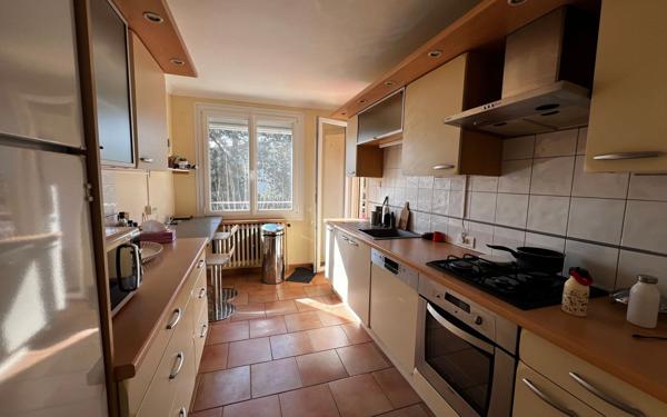 Maison à louer    4 pièces • 102,60 m2 Arles