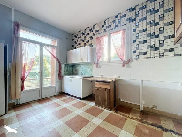 Maison à vendre 117 568 € Lalinde 4 p 78 m² DPE D