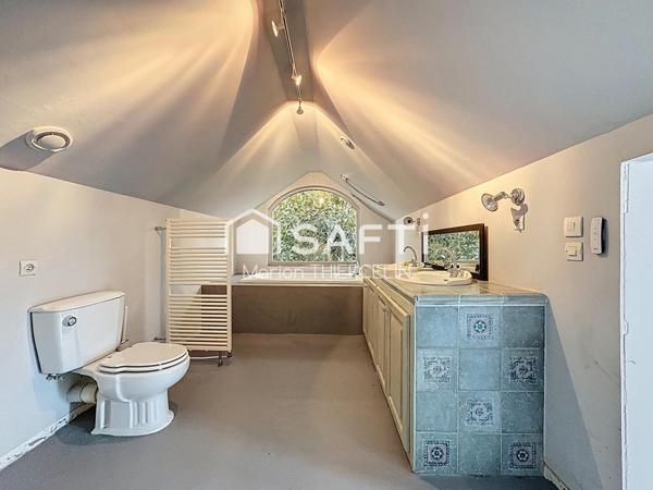 Propriété familiale de 180m² environ sur plus de 2 hectares de terrain