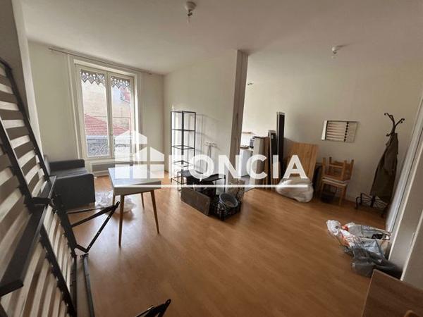 Location Studio 33.57 m² - 9 RUE VAUBAN Lyon 69006