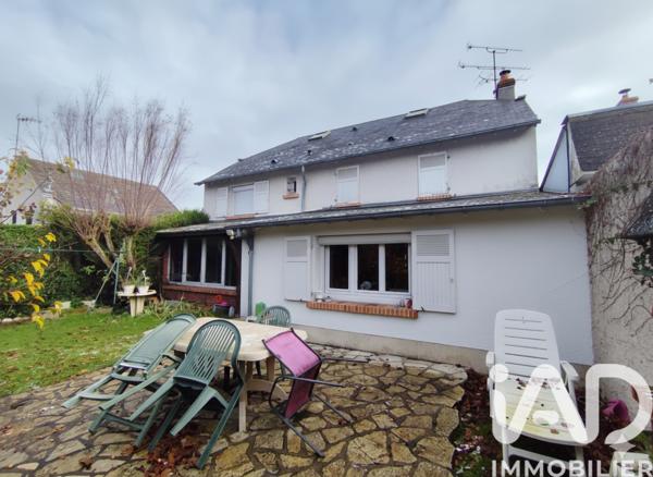 Maison à vendre 6 pièces 141 m² Saint-Jean-de-la-Ruelle