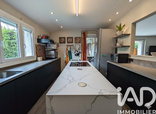 Maison à vendre 6 pièces 141 m² Saint-Jean-de-la-Ruelle