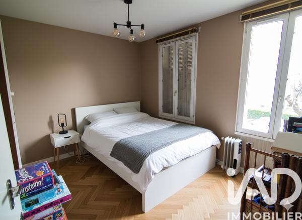 Maison à vendre 6 pièces 141 m² Saint-Jean-de-la-Ruelle