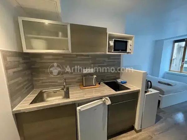 Location de vacances                                                      Studio
                        
                     1 pièces                      24 m2                     à Montbéliard