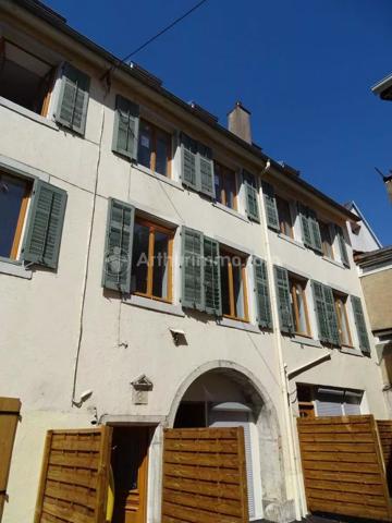 Location de vacances                                                      Studio
                        
                     1 pièces                      24 m2                     à Montbéliard