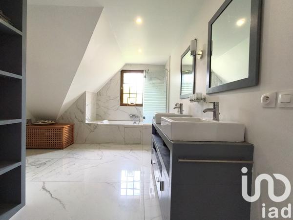 Maison à vendre 8 pièces 235 m² Fosses