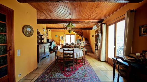 A vendre à Cabestany, maison de village 5 pièces avec grand garage et loggia/véranda