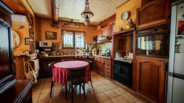 A vendre à Cabestany, maison de village 5 pièces avec grand garage et loggia/véranda