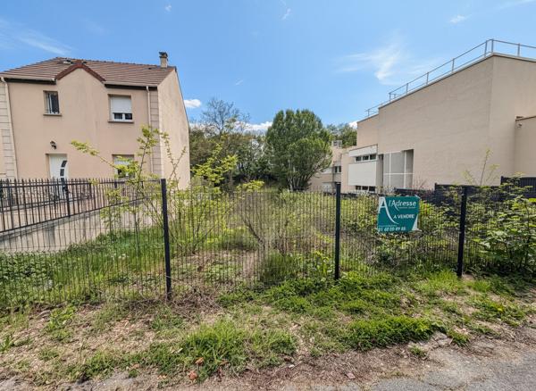 Terrain Chilly Mazarin 803M²