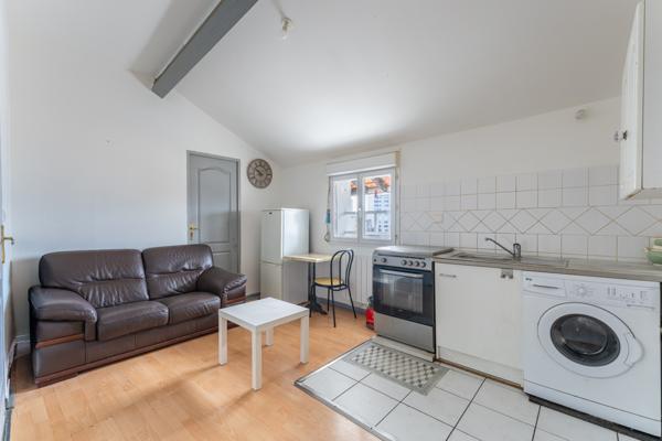 Villeurbanne (69100) T2 Villeurbanne 29 m² – Proche métro, primo-accédant ou investir