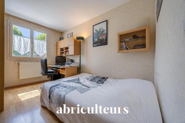 Bel appartement de plain-pied avec vaste séjour en vente à Vieugy/proximité de Annecy (74600)