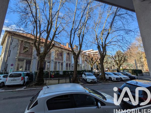 Location appartement 4 pièces 75 m² Grenoble