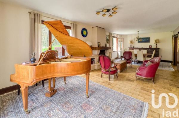 Maison à vendre 6 pièces 180 m² Cuise-la-Motte