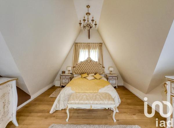 Maison à vendre 6 pièces 180 m² Cuise-la-Motte