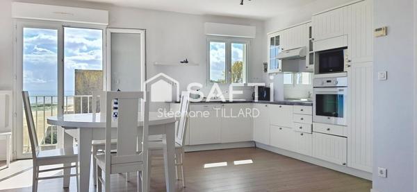 En FRONT DE MER, bel appartement lumineux avec une vue à couper le souffle !
