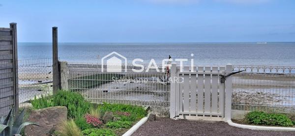 En FRONT DE MER, bel appartement lumineux avec une vue à couper le souffle !