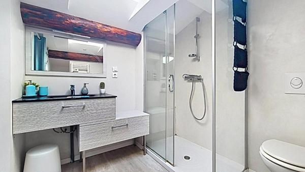 Immeuble 130m² Duplex + Local Commercial + Parking