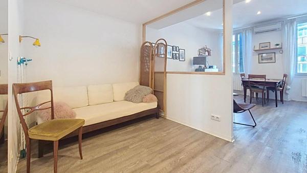 Immeuble 130m² Duplex + Local Commercial + Parking