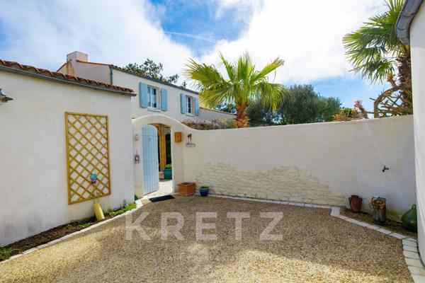 Villa de 203m² avec 5 suites et piscine