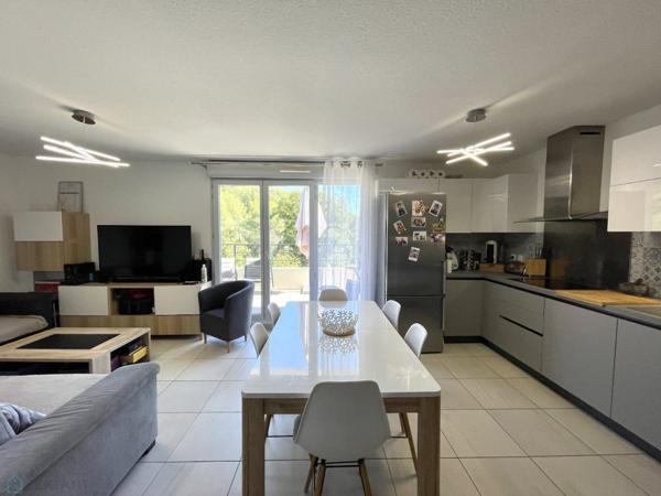 Appartement 3 pièces, 55 m2 avec terrasse de 20 m2