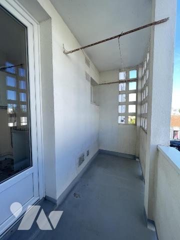 A VENDRE - REZE- Zola-Barbusse - Appartement T3 d'env 56.96m²  avec cave et loggia.