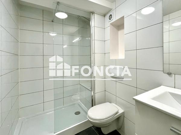Location Studio meublé 33.57 m² - 7 rue de la Madeleine Besancon 25000