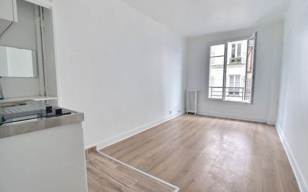 Appartement à vendre    2 pièces • 32 m2 Paris 19