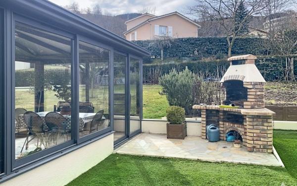 Maison à vendre    5 pièces • 130,32 m2 Saint-Étienne