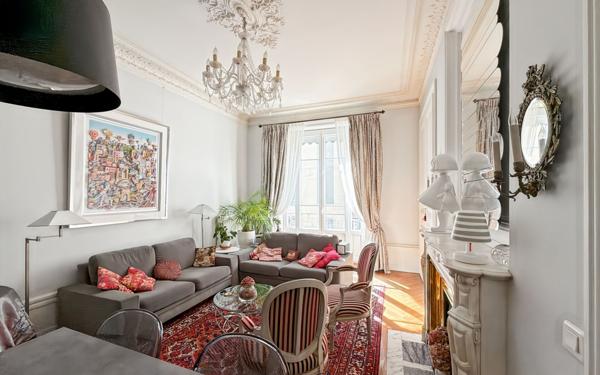 Appartement à vendre    3 pièces • 96,40 m2 Lyon 3