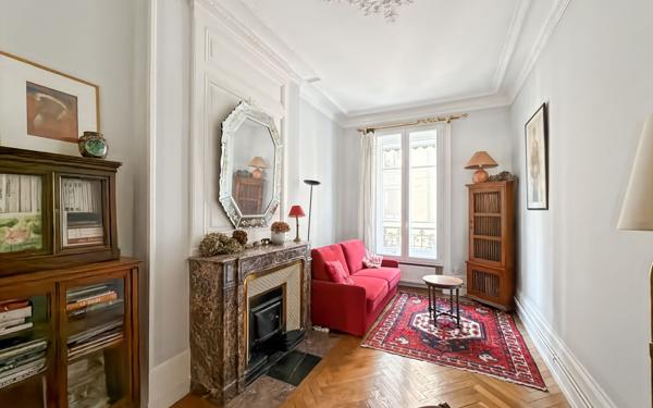 Appartement à vendre    3 pièces • 96,40 m2 Lyon 3