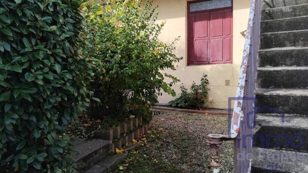 IMMEUBLE A ROCHE LA MOLIERE