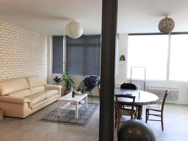 Appartement POITIERS 65 m² axe CENTRE VILLE / FACS