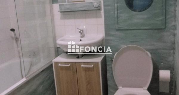 Location Studio meublé 35.8 m² - Condrieu 69420