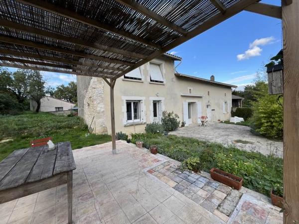 Maison à vendre |  Baignes-Sainte-Radegonde |  6 pièces | 118 m²