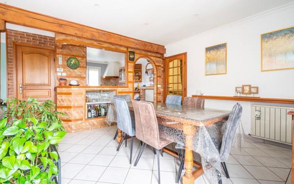 Maison à vendre    7 pièces •  La Queue-en-Brie