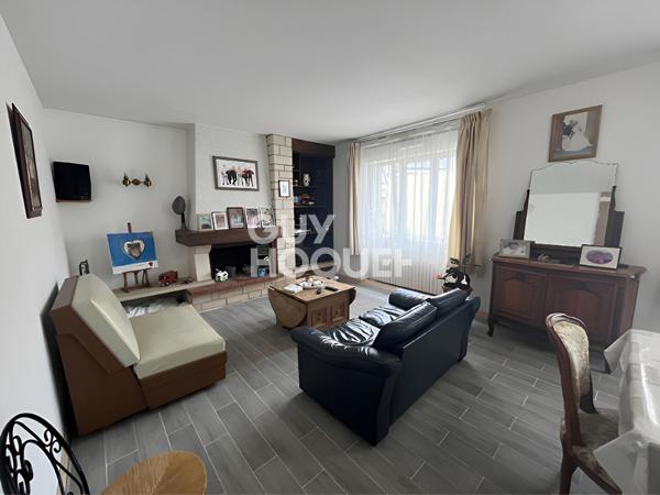 MAISON A VENDRE - PROCHE MALESHERBES RER D
