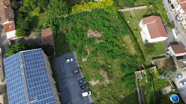 Terrain à MAZAMET, 81200 -