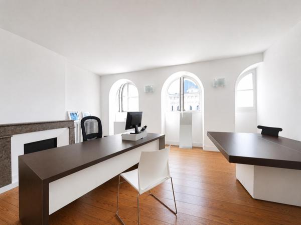 Hôtel particulier de prestige – À deux pas du Triangle d’Or