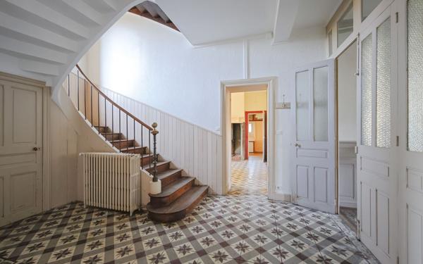Maison à vendre    6 pièces •  Aurillac