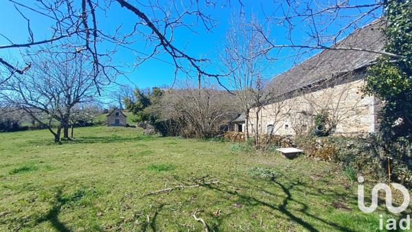 Ferme 10 pièces de 645 m² à Campouriez (12460)