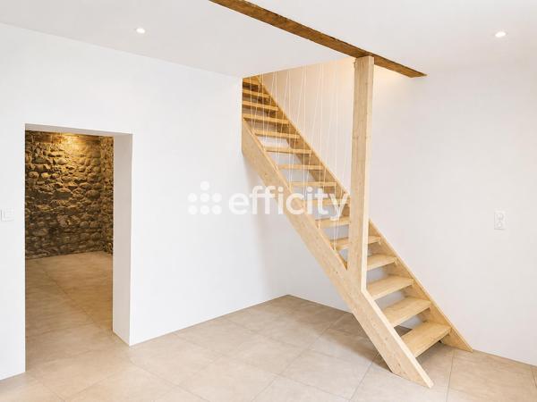 Maison
         6 pièces
        - 135 m² Exclusivité 189 000 € *