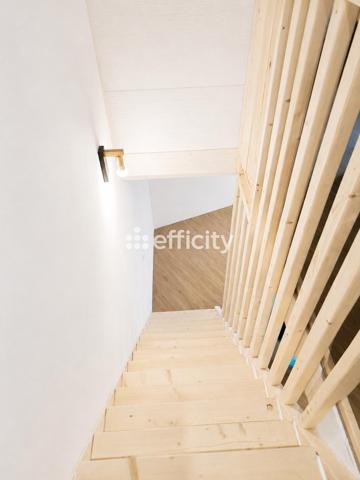 Maison
         6 pièces
        - 135 m² Exclusivité 189 000 € *