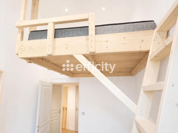 Maison
         6 pièces
        - 135 m² Exclusivité 189 000 € *