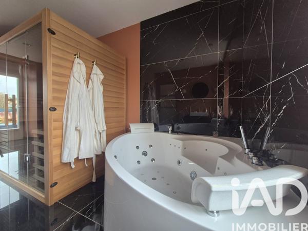 Maison à vendre 10 pièces 291 m² Sainte-Verge