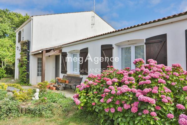 Maison à LES SABLES-D'OLONNE, 85340 - 5 pièces 175m²