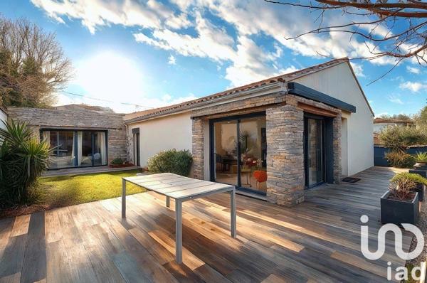 Maison 5 pièces de 139 m² à Poulx (30320)