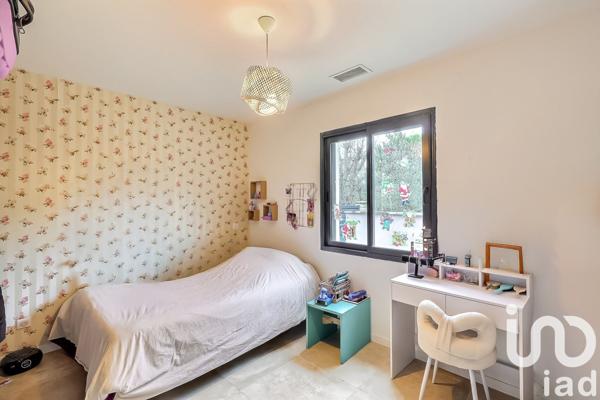 Maison 5 pièces de 139 m² à Poulx (30320)