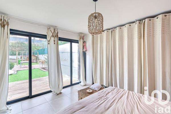 Maison 5 pièces de 139 m² à Poulx (30320)