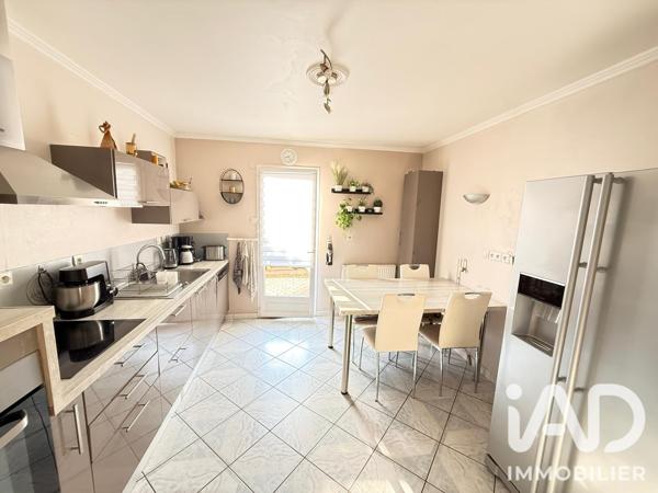 Maison à vendre 5 pièces 130 m² Décines-Charpieu
