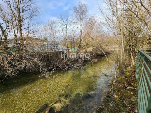 Murs et fonds – Hôtel 35 chambres